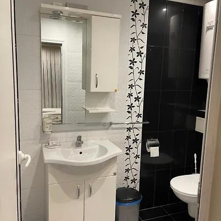 Ivet Guest 바르나